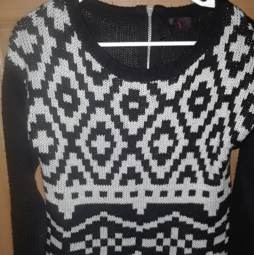 Black and white sweater